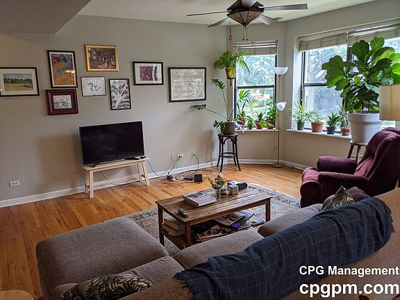 3rd image of 4827 N Fairfield Ave APT 1