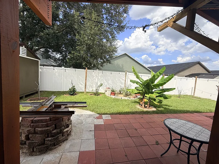 218 Ronaldale Ave — Photo 10