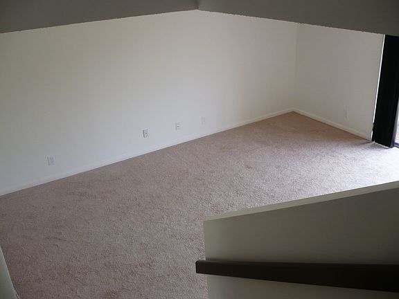 4th image of 1349 Hampton Blvd