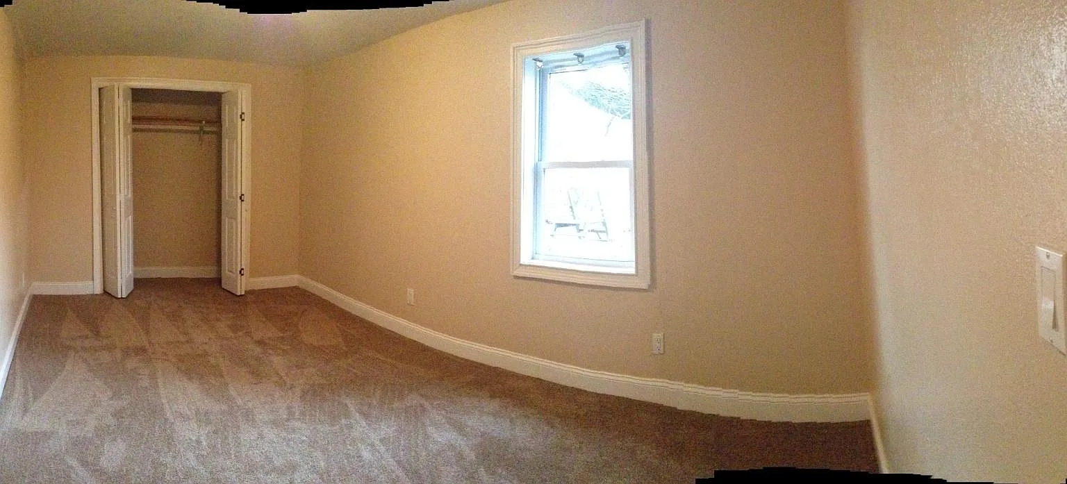 4 bed, 1370 sqft, $1,400 — Photo 2