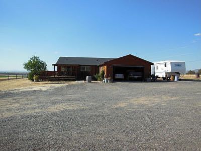 Main house 3 Bdr/2 Bth, 1,872 Sq. Ft. Mfg HOme