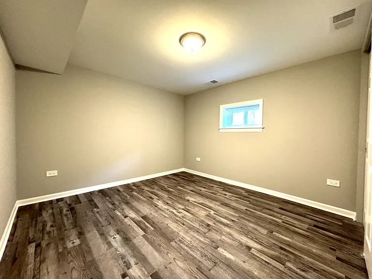 717 Barnsdale Rd #BASEMENT — Photo 7