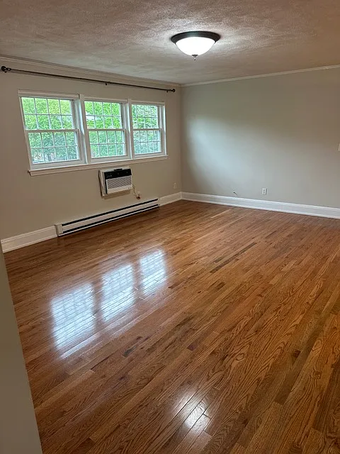 2 bed, 988 sqft, $2,650 — Photo 3