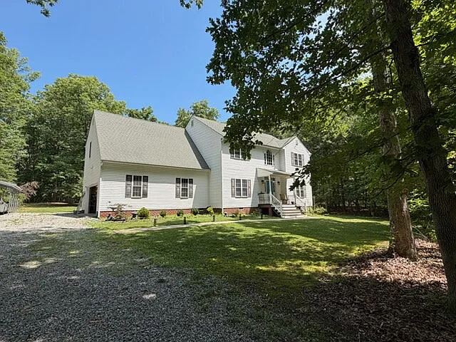 4 bed, 2.5 bath, 2910 sqft, $3,500 — Photo 3