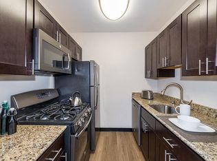 925 25th St NW APT 220, Washington, DC 20037
