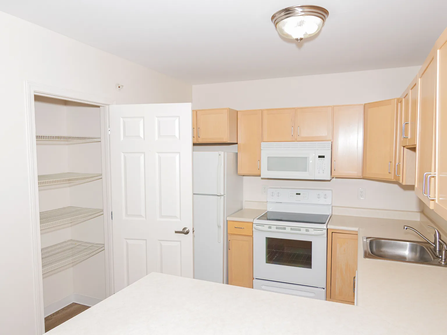 Lancaster Commons Senior Apartments — Photo 4