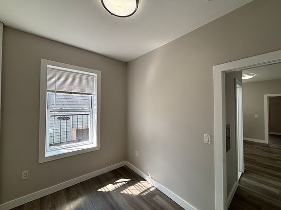 3rd image of 332 61st St #B5