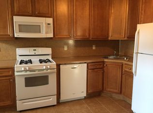 920 Amherst St APT 13, Buffalo, NY 14216