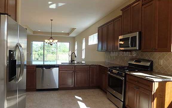 4th image of 414 Cypress Hills Way