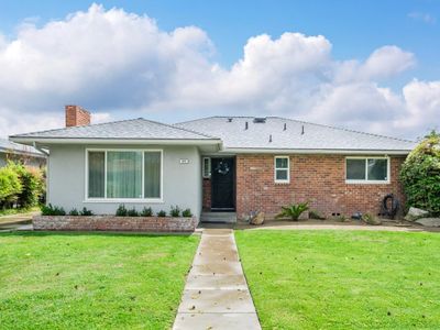 213 W Fountain Way, Fresno, CA, 93705