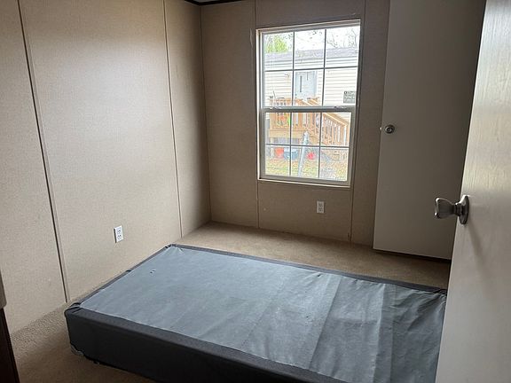 5th image of 7100 Airline Dr #665