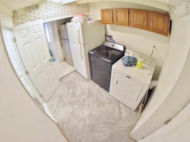 3300 Chestnut Ave — Photo 5
