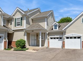 1738 Landreth Ct, Aurora, IL 60504