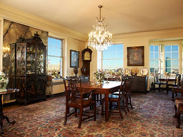 435 East 52nd Street image 1 of 4