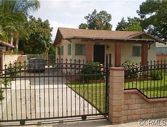 1st image of 4424 Lovett St