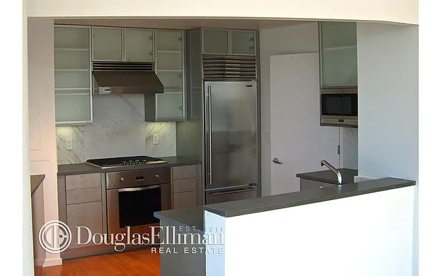 Rented by Douglas Elliman | media 10