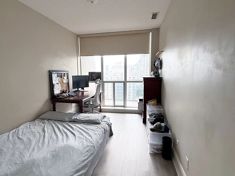 8 McKee Ave #1605 — Photo 11