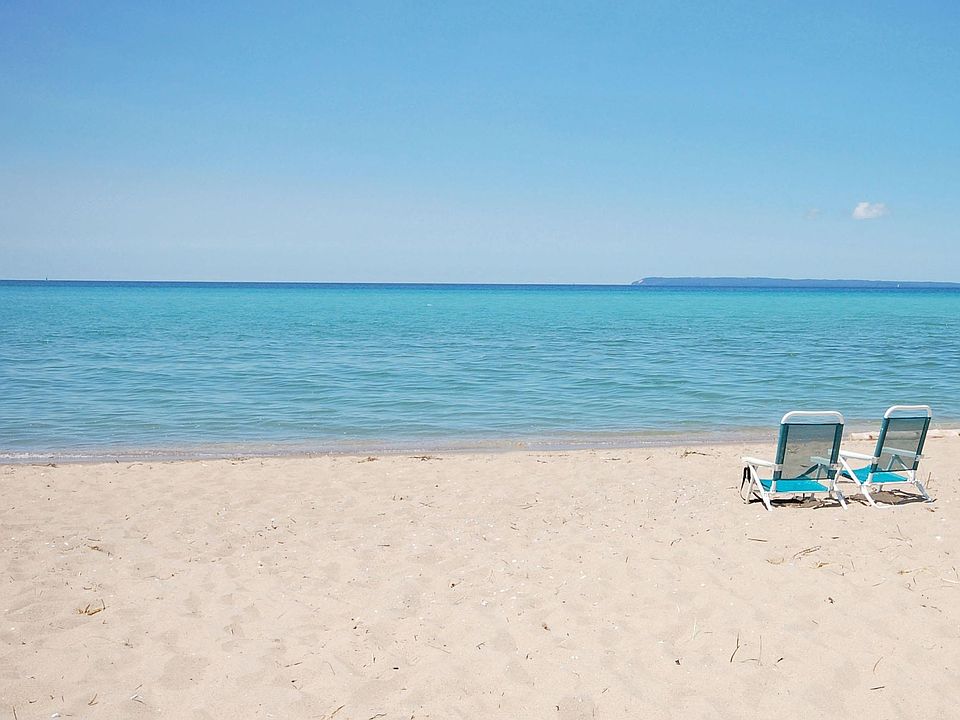 1st image of 23 S Beach Walk