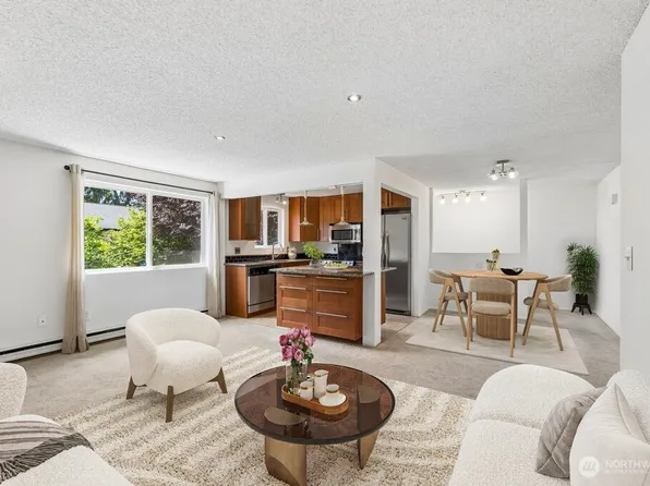 7909 218th Street SW #4, Edmonds, WA 98026