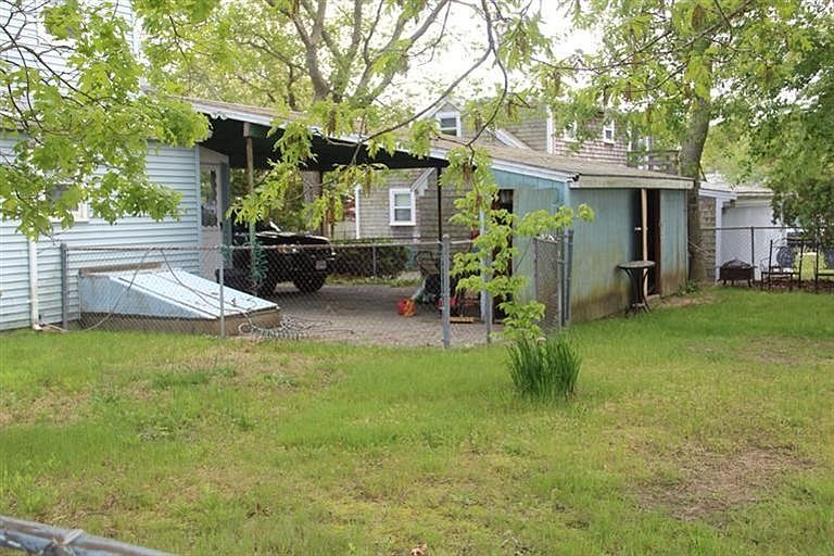 2nd image of 17 Rosary Ln