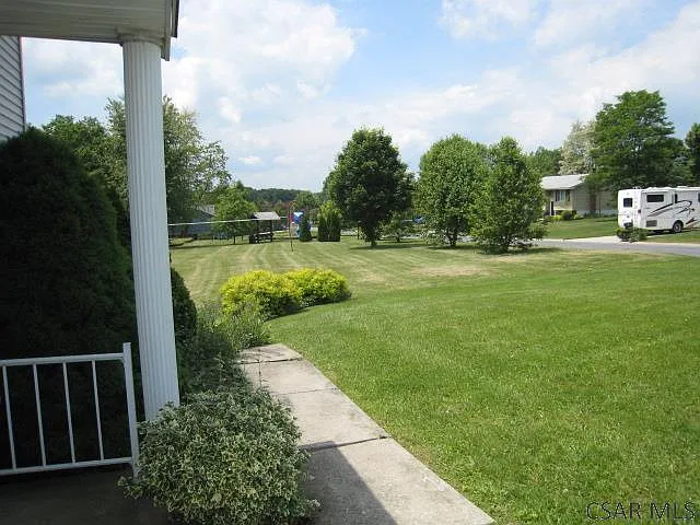 134 Leffler Dr — Photo 39