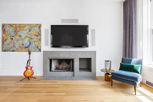 Rented by Compass | media 18