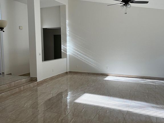 4th image of 3339 Shallow Pond Dr