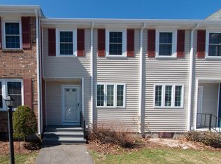 27 Fox Meadow Rd APT F, Leominster, MA 01453