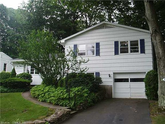 2nd image of 136 Judwin Ave