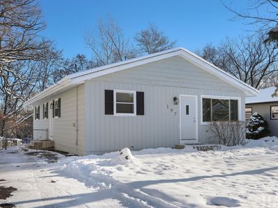 197 Maplewood Dr, Antioch, IL, 60002