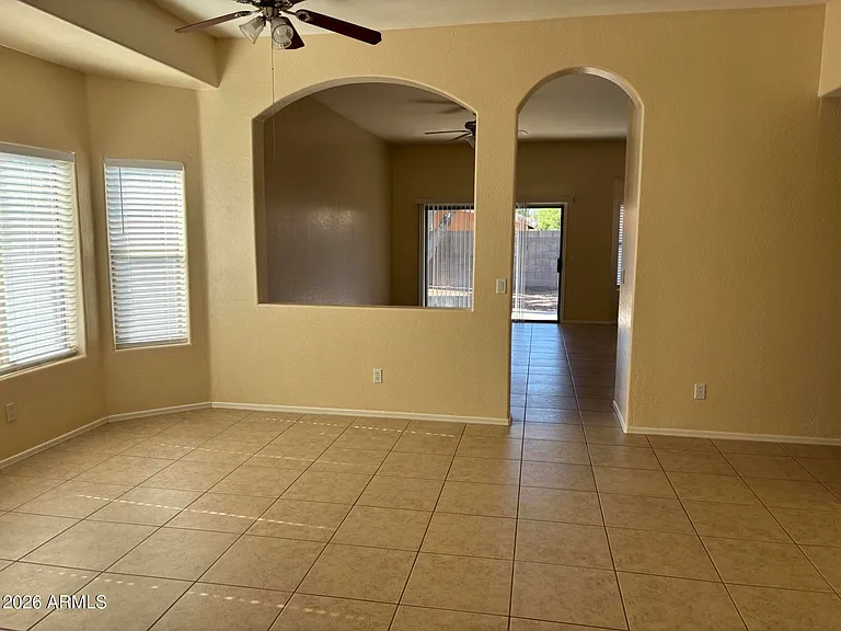 628 E Ranch Rd — Photo 3