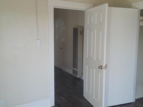5th image of 11720 S Main St