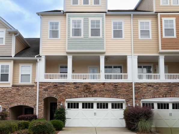 609 Sunfish Ln, Tega Cay, SC 29708