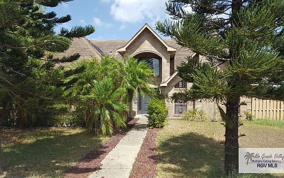 2nd image of 695 Fresnillo Dr