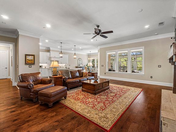 5th image of 3566 Preserve Dr