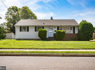 43 Bolton Rd, Hamilton, NJ 08610