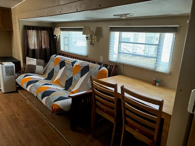 1 bed, 600 sqft, $895 — Photo 1
