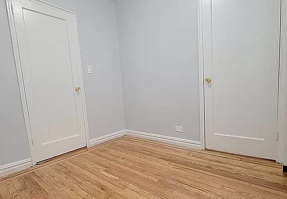 4th image of 729 W 186th St #5L