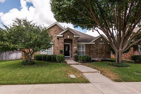 2nd image of 5124 China Berry Dr