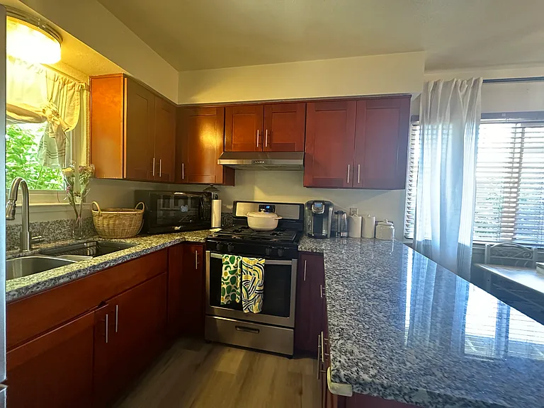 103 Estates Dr #A — Photo 7