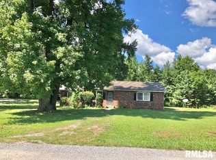 11284 Cedar Grove Rd, Marion, IL 62959
