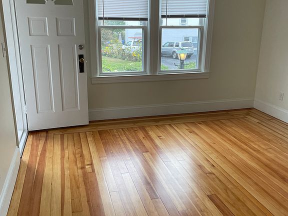 5th image of 84 Fountain Ave #1