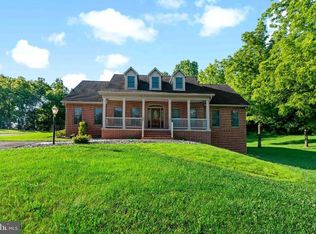 64 Osage Ln, Martinsburg, WV 25403