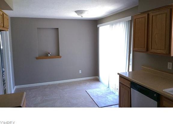 5th image of 12290 Janette Ave