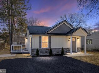 7815 East Rd, Pasadena, MD 21122