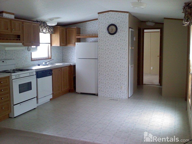 1st image of 905 E 3rd Ave Lot 13