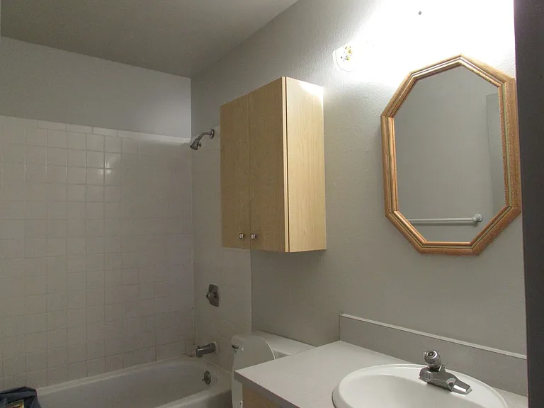 1169 Santa Clara Ave — Photo 8