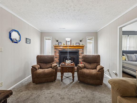 4th image of 4906 Columbus Ave
