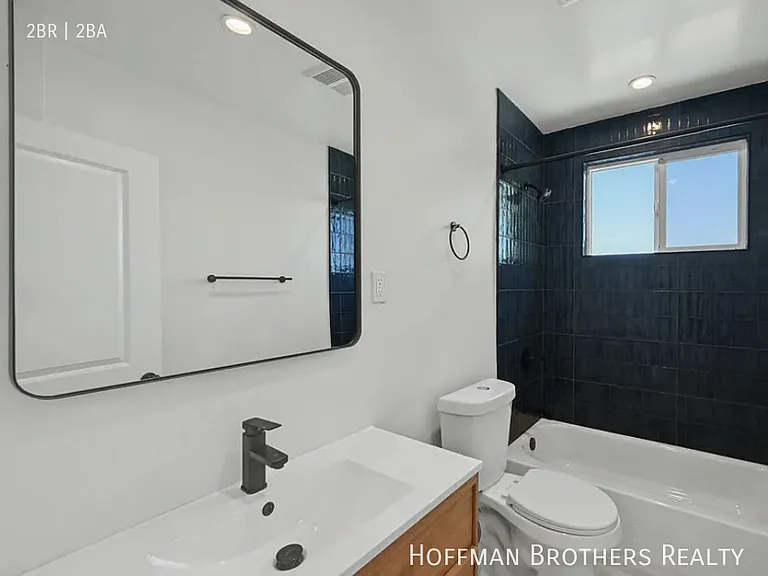 1445 S Sherbourne Dr #15 — Photo 12
