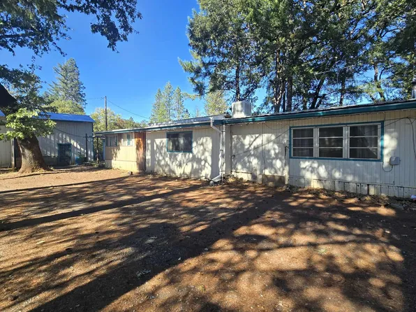 2584 Rockydale Rd, Cave Junction, OR 97523